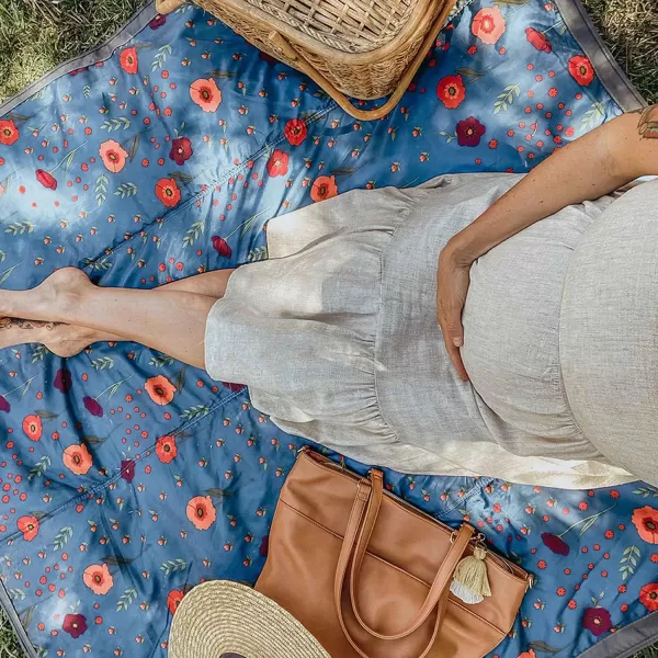 imageLittle Unicorn  Midnight Poppy IndoorOutdoor Blanket  100 Polyester  Water Resistant  Simple Clean  Wipeable Material  Easy to Carry  Babies and Toddlers  Machine Washable  5 x 105 x 7 Midnight Poppy