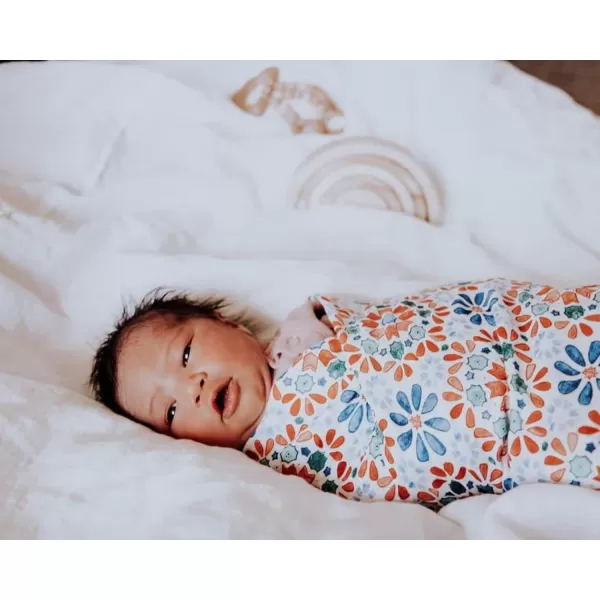imageLittle Unicorn  Safari Social Deluxe Swaddle Set  Set of 2  100 Rayon Muslin from Bamboo  Super Soft  Newborns and Infants  Large 47 x 47  Machine WashableKaleidoscope Single