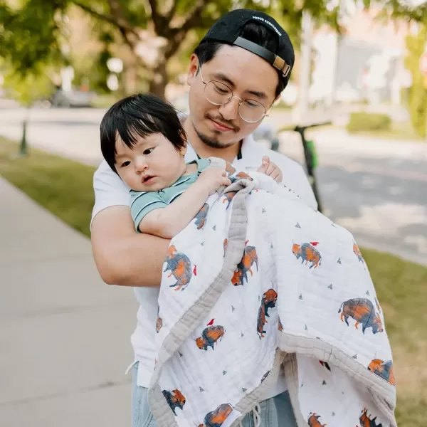 imageLittle Unicorn  Watercolor Roses Cotton Muslin Quilt Blanket  100 Cotton  Super Soft  Babies and Toddlers  Large 47 x 47  Machine Washable30x40 Bison