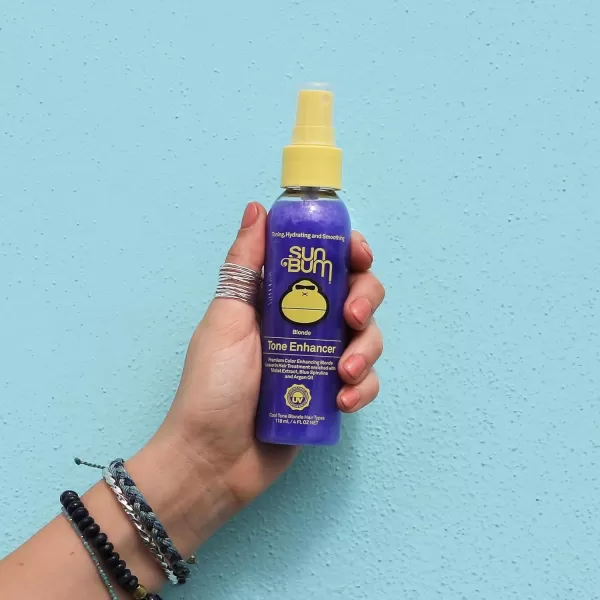 Sun Bum Blonde Tone Enhancer  Paraben Gluten and Cruelty Free Purple Leave In Treatment for Blondes  4 oz4 Fl Oz Pack of 1