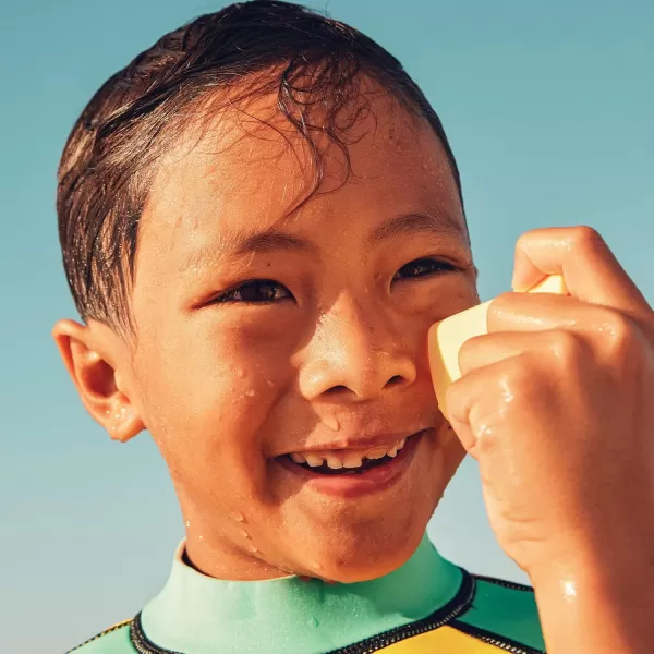 Sun Bum Kids SPF 50 Clear Sunscreen Face Stick  Wet or Dry Application  Hawaii 104 Reef Act Compliant Octinoxate ampamp Oxybenzone Free Broad Spectrum UVAUVB Sunscreen  053 oz