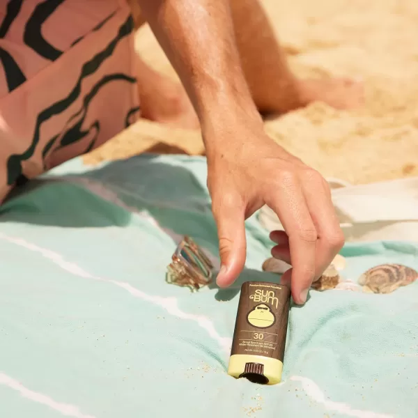 Sun Bum Original SPF 30 Sunscreen Face Stick  Vegan and Reef Friendly Octinoxate ampamp Oxybenzone Free Broad Spectrum Moisturizing RollOn UVAUVB Sunscreen with Vitamin E  45 oz 2045030