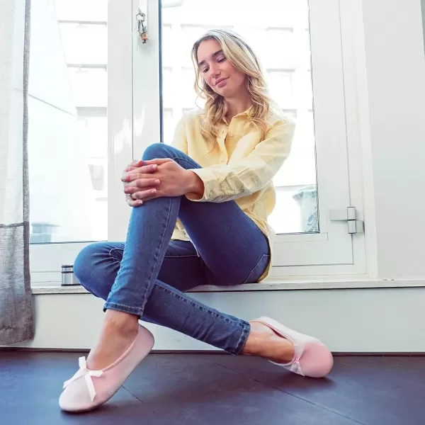 imageEverFoams Womens Satin Memory Foam Ballerina Slippers Cute House Shoes with Indoor Rubber SolePink