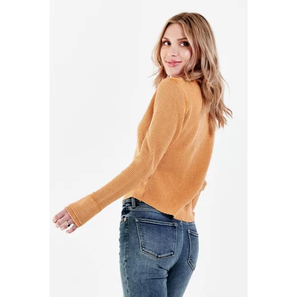 DEAR JOHN Women's Luna Thermal Placket Top