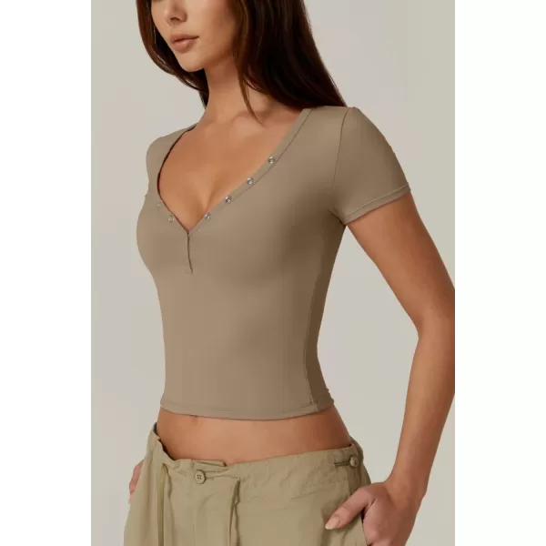 QINSEN Women's Sexy Short Sleeve Henley T Shirts Double Lined Button Up Slim Fit Crop Top Y2K Going Out Tops