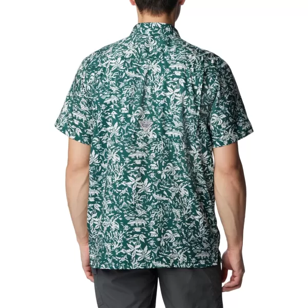 Columbia Mens Super Slack Tide Camp Shirt Short SleeveDark Ivy Kona Kalikimaka Print