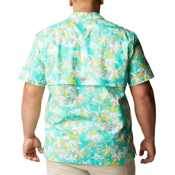 Columbia Mens Trollers Best Short Sleeve ShirtElectric Turquoise Festive Fishin Print