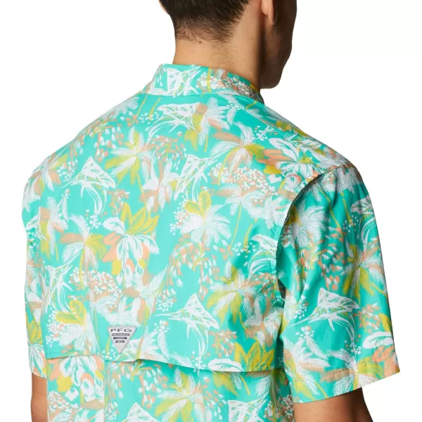 Columbia Mens Trollers Best Short Sleeve ShirtElectric Turquoise Festive Fishin Print