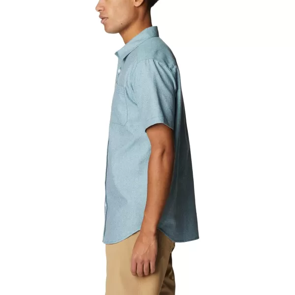 Columbia Mens Big amp Tall Rapid Rivers Novelty Short SleeveCollegiate NavyElectric Turquoise