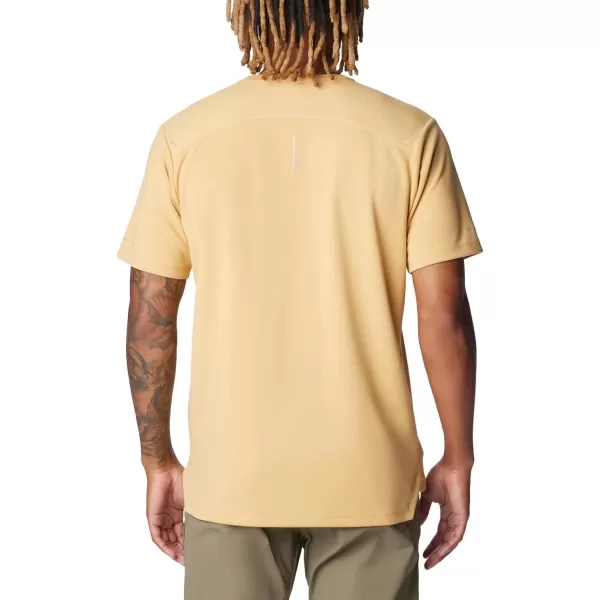 Columbia Mens Black Mesa Short Sleeve CrewLight Camel