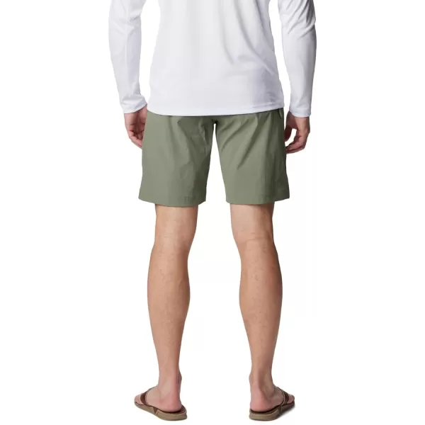 Columbia Mens Blood and Guts Stretch ShortCypress