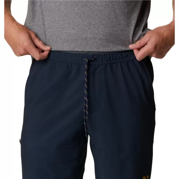 Columbia Mens Collegiate Twisted Creek ShortNotre Dame Fighting Irish Team Color