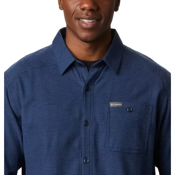 Columbia Mens Cornell Woods Flannel Long Sleeve ShirtCollegiate Navy Houndstooth