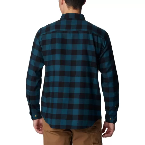 Columbia Mens Cornell Woods Flannel Long Sleeve ShirtNight Wave Buffalo Check