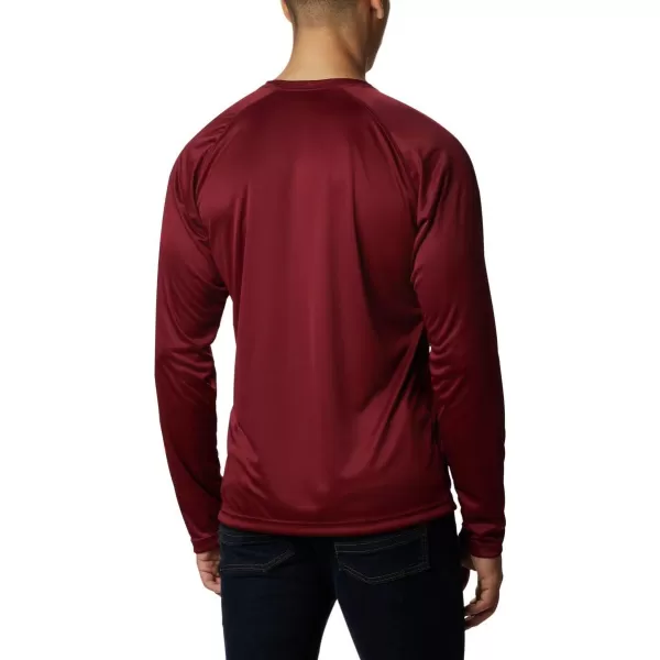 Columbia Mens Fork Stream Long Sleeve ShirtRed JasperMountain Red