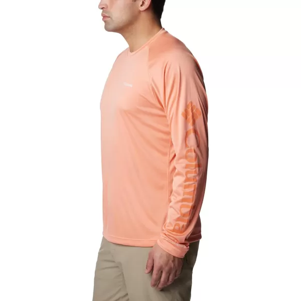 Columbia Mens Fork Stream Long Sleeve ShirtSummer Peach