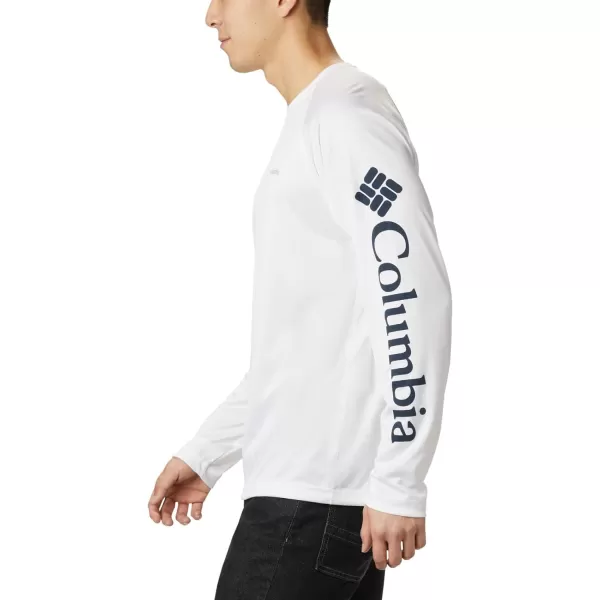 Columbia Mens Fork Stream Long Sleeve ShirtWhiteCollegiate Navy Logo