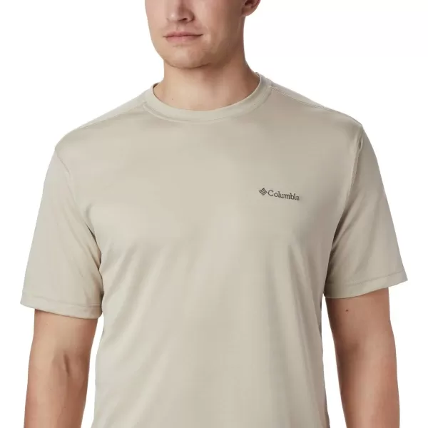 Columbia Mens Meeker Peak Short Sleeve CrewFossil