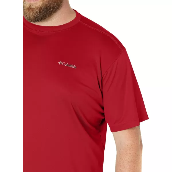 Columbia Mens Meeker Peak Short Sleeve CrewRed Velvet