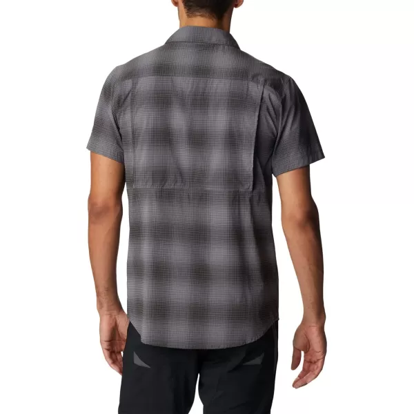 Columbia Mens Newton Ridge Plaid Short SleeveCity Grey Soft Ombre