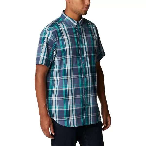 Columbia Mens Rapid Rivers Ii Short Sleeve ShirtDark Mountain Multi Madras