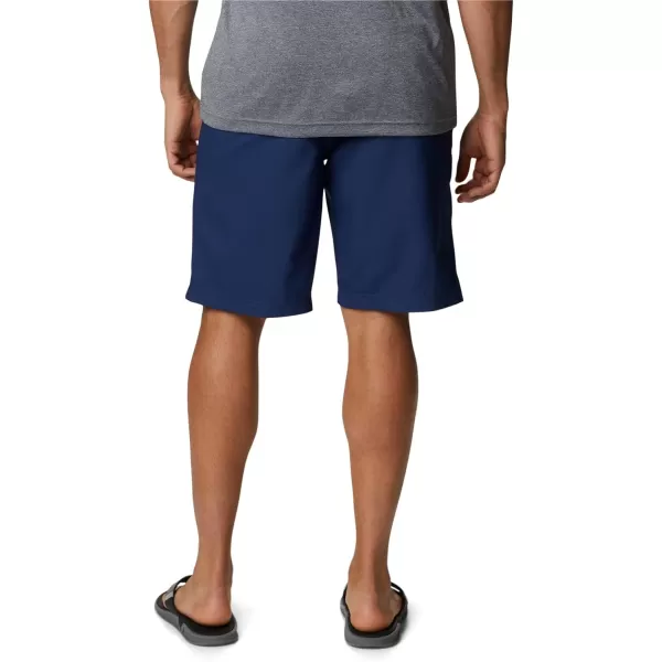 Columbia Mens Skiff Guide ShortCarbon