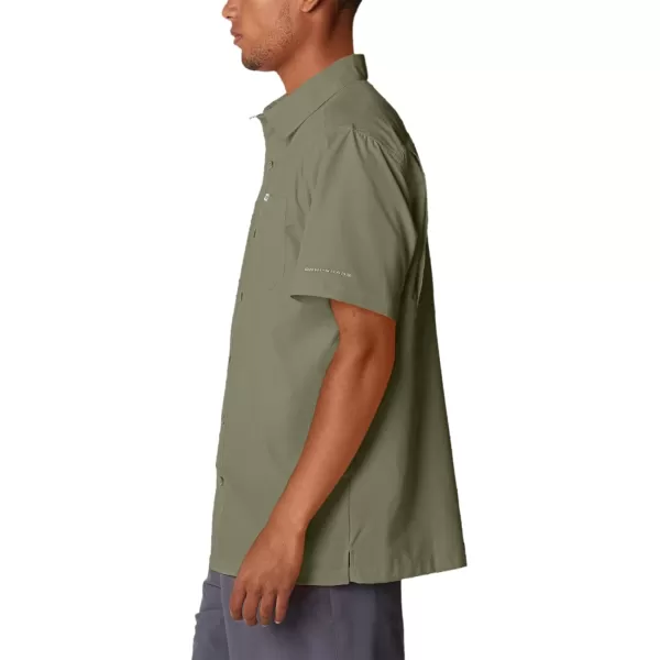 Columbia Mens Slack Tide Camp ShirtCypress