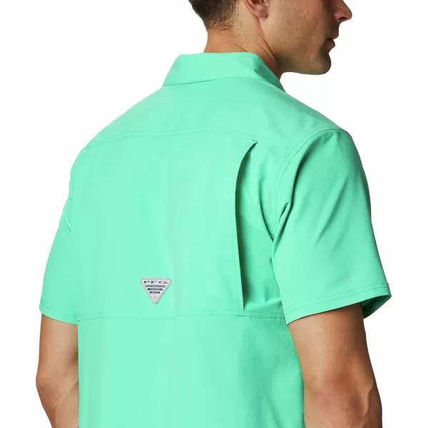 Columbia Mens Slack Tide Camp ShirtWinter Green