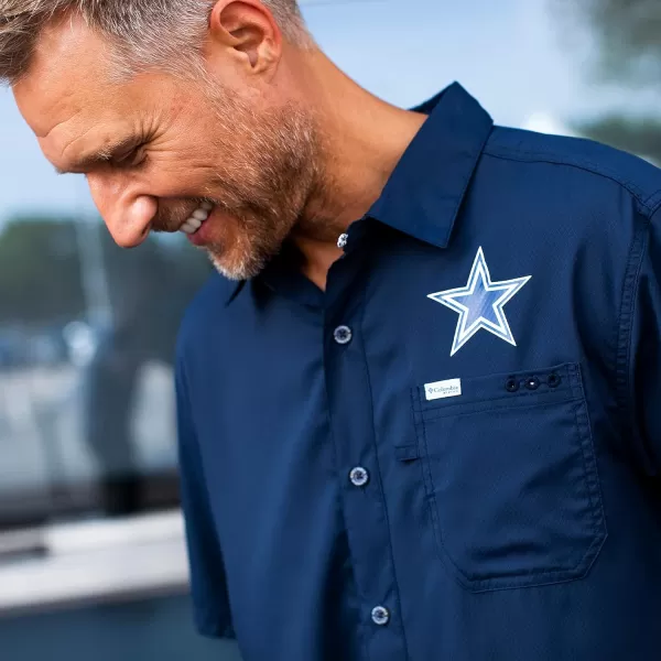 Columbia Mens Standard Slack Tide Camp ShirtDc  Collegiate Navy