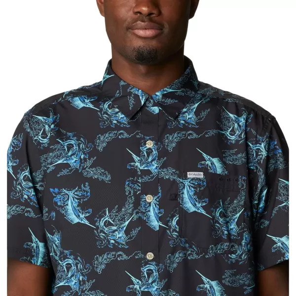 Columbia Mens Super Slack Tide ShirtBlack Sails Away Print