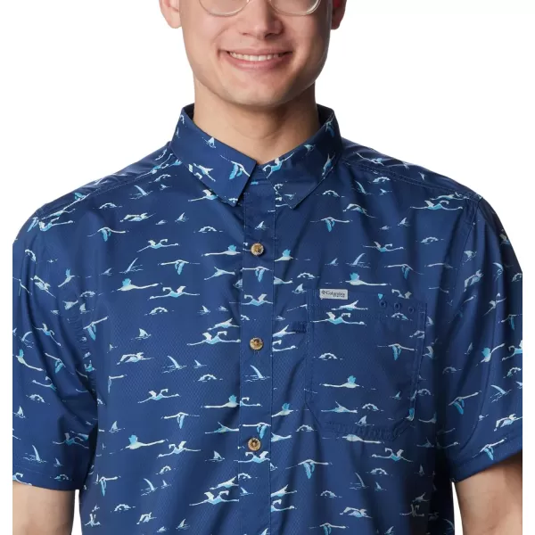 Columbia Mens Super Slack Tide ShirtCarbon Tailfins Print