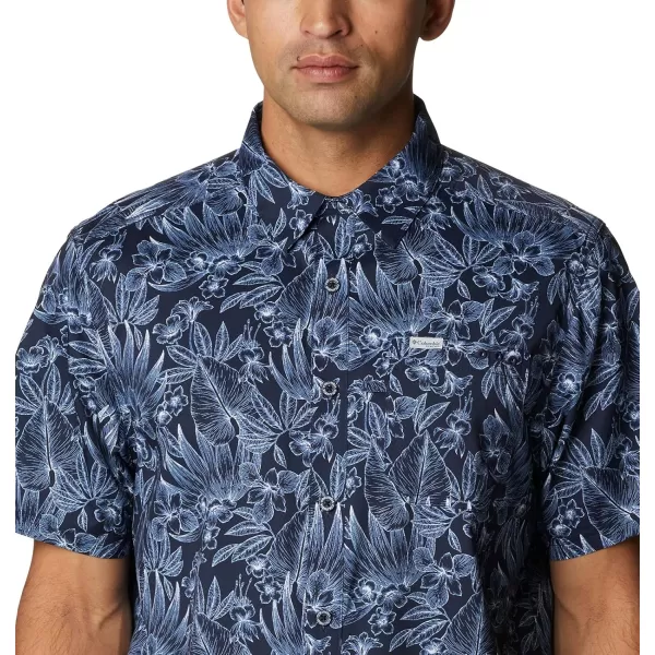 Columbia Mens Super Slack Tide ShirtCollegiate Navy Tropic Pen Print