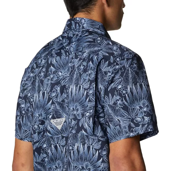 Columbia Mens Super Slack Tide ShirtCollegiate Navy Tropic Pen Print