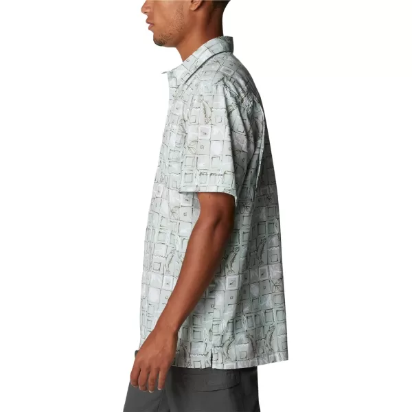 Columbia Mens Super Slack Tide ShirtCool Green Trout Batik