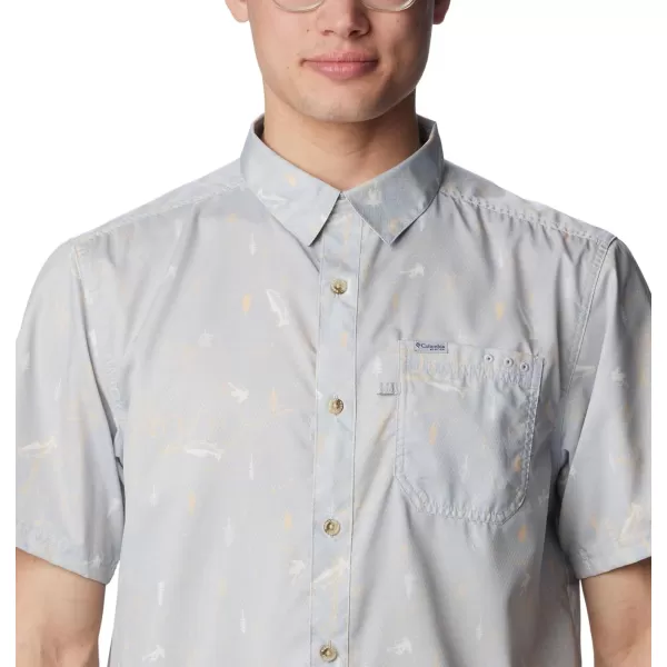 Columbia Mens Super Slack Tide ShirtCool Grey Trout N About Print