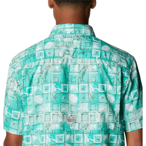 Columbia Mens Super Slack Tide ShirtElectric Turquoise Trout Batik