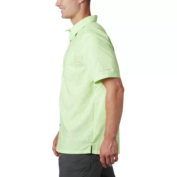 Columbia Mens Super Slack Tide ShirtJade Lime Gamefish Print