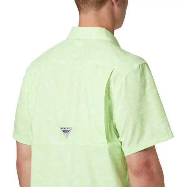 Columbia Mens Super Slack Tide ShirtJade Lime Gamefish Print