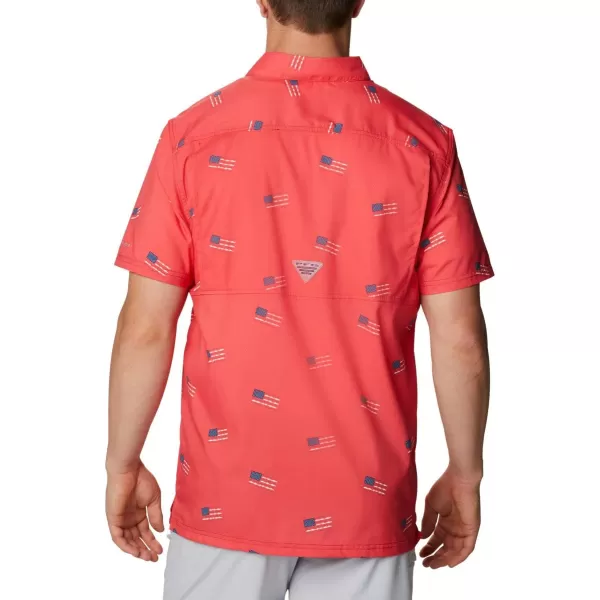 Columbia Mens Super Slack Tide ShirtRed Spark Fish Flag Print