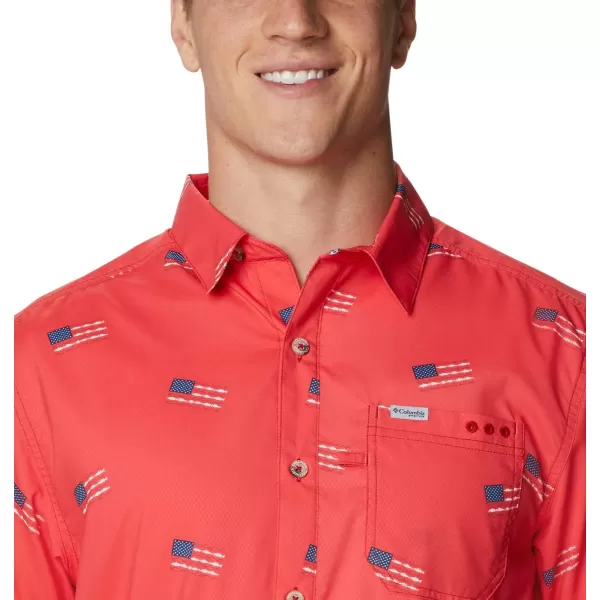 Columbia Mens Super Slack Tide ShirtRed Spark Fish Flag Print