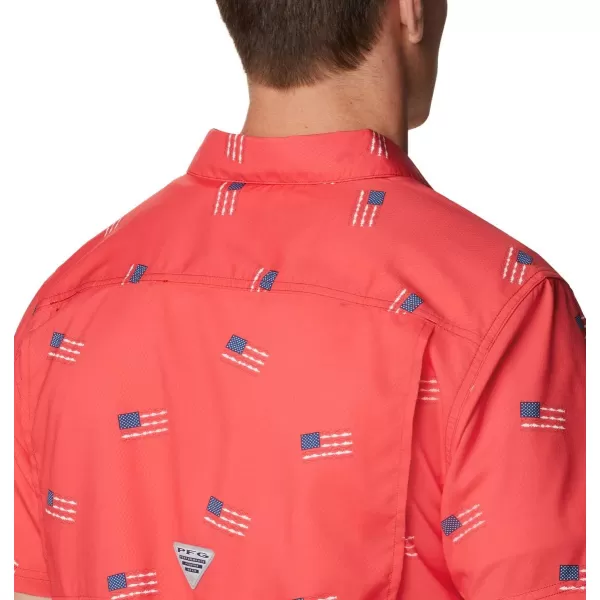 Columbia Mens Super Slack Tide ShirtRed Spark Fish Flag Print