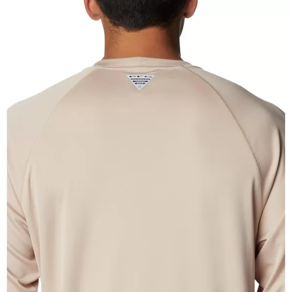 Columbia Mens Terminal Tackle PFG Sleeve LS ShirtAncient FossilCarbon Logo