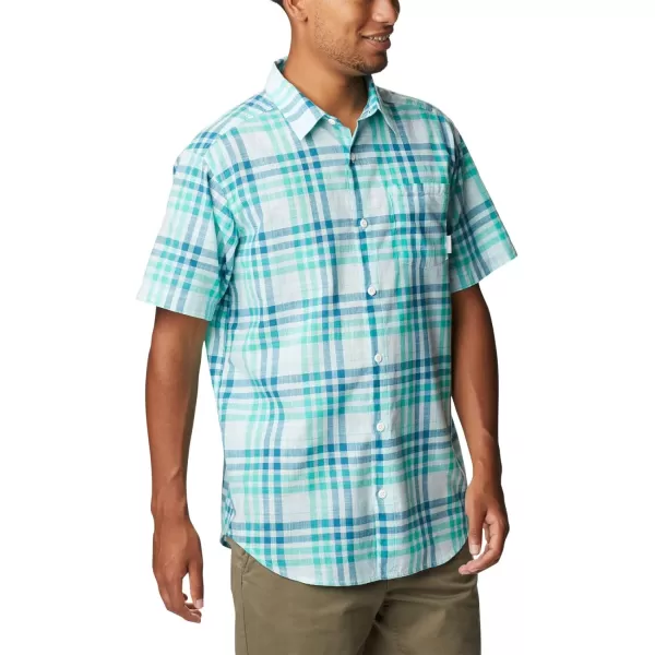 Columbia Mens Under Exposure Yarn Dye Short Sleeve ShirtElectric Turquoise Madras Gingham