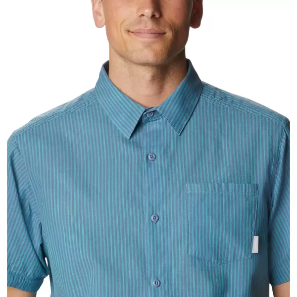 Columbia Mens Under Exposure Yarn Dye Short Sleeve ShirtElectric Turquoise Oxford Stripe