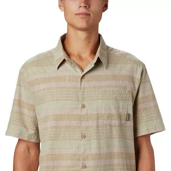 Columbia Mens Under Exposure Yarn Dye Short Sleeve ShirtPixel Stripe