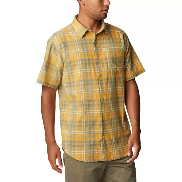 Columbia Mens Under Exposure Yarn Dye Short Sleeve ShirtSavory Madras Gingham