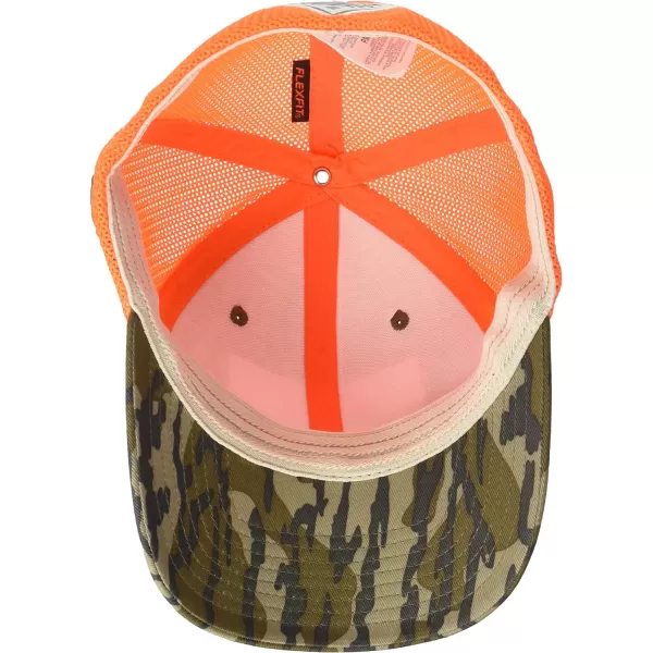 Columbia PHG Camo Mesh Ball CapBottomlandBlaze Game Flag