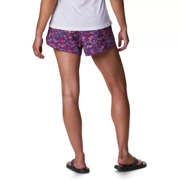 Columbia Womens Bogata Bay Stretch Printed ShortWild Fuchsia Dotty Disguise