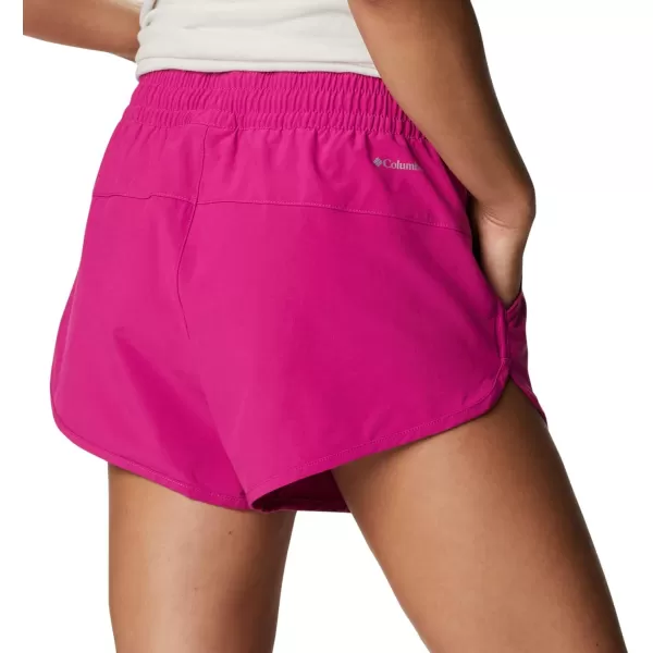 Columbia Womens Bogata Bay Stretch ShortWild Fuchsia