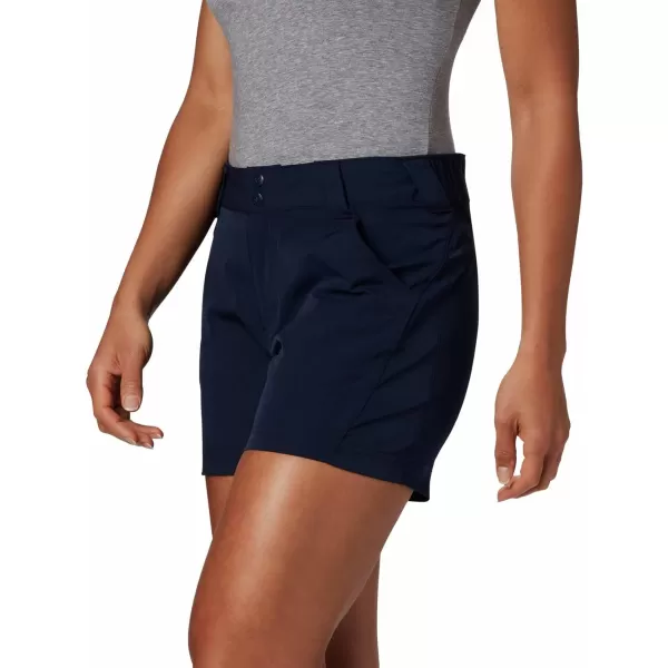 Columbia Womens Coral Point Iii ShortsCollegiate Navy